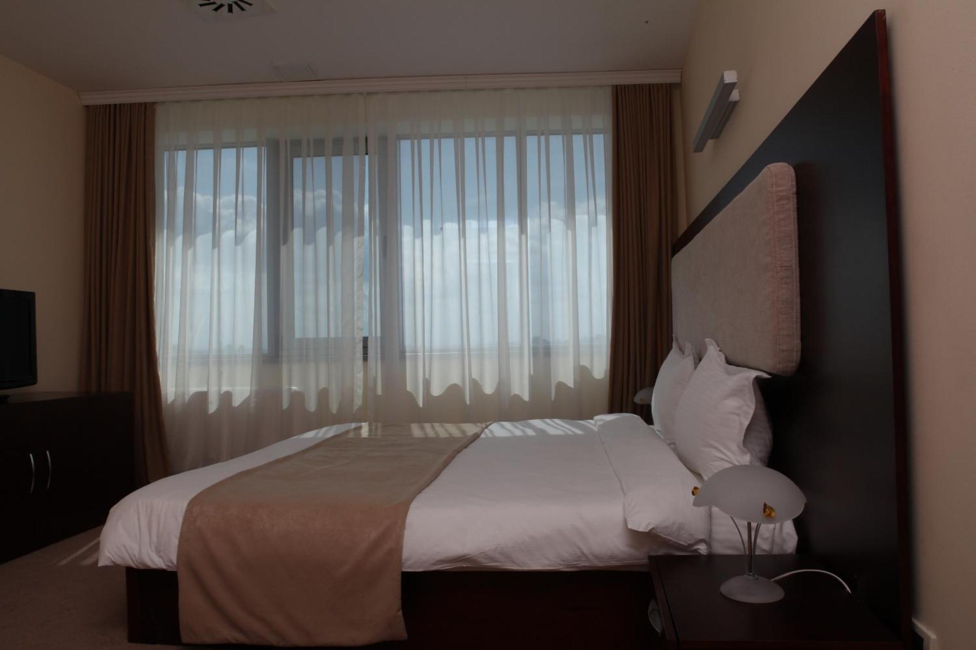 Arena Hotel Kur Mingachevir Quarto foto